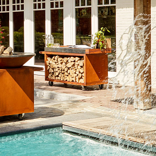 Разделочный столик с поленницей OFYR 135 с керамикой для приготовления пищи Разделочный столик с поленницей OFYR 135 с керамикой для сада