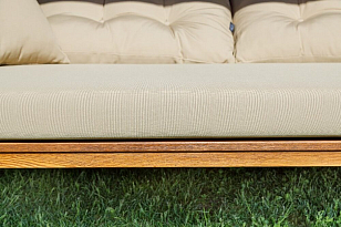 Качели трёхместные Lite Lyon с песочными подушками для дачи Качели трёхместные Lite Lyon с песочными подушками, садовая мебель