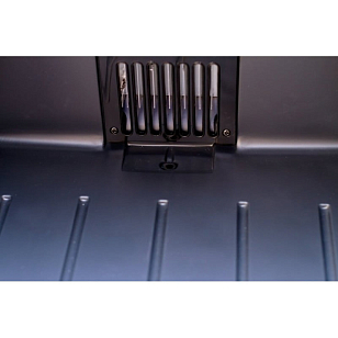 Винный шкаф Cold Vine BCW-48 для дачи Винный шкаф Cold Vine BCW-48, товары для загородного дома